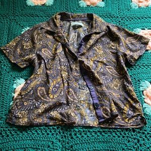 Urban outfitters paisley collared button up size XS